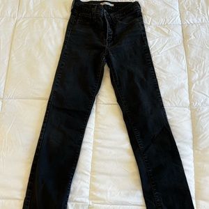 Levi’s straight leg black pants size 27